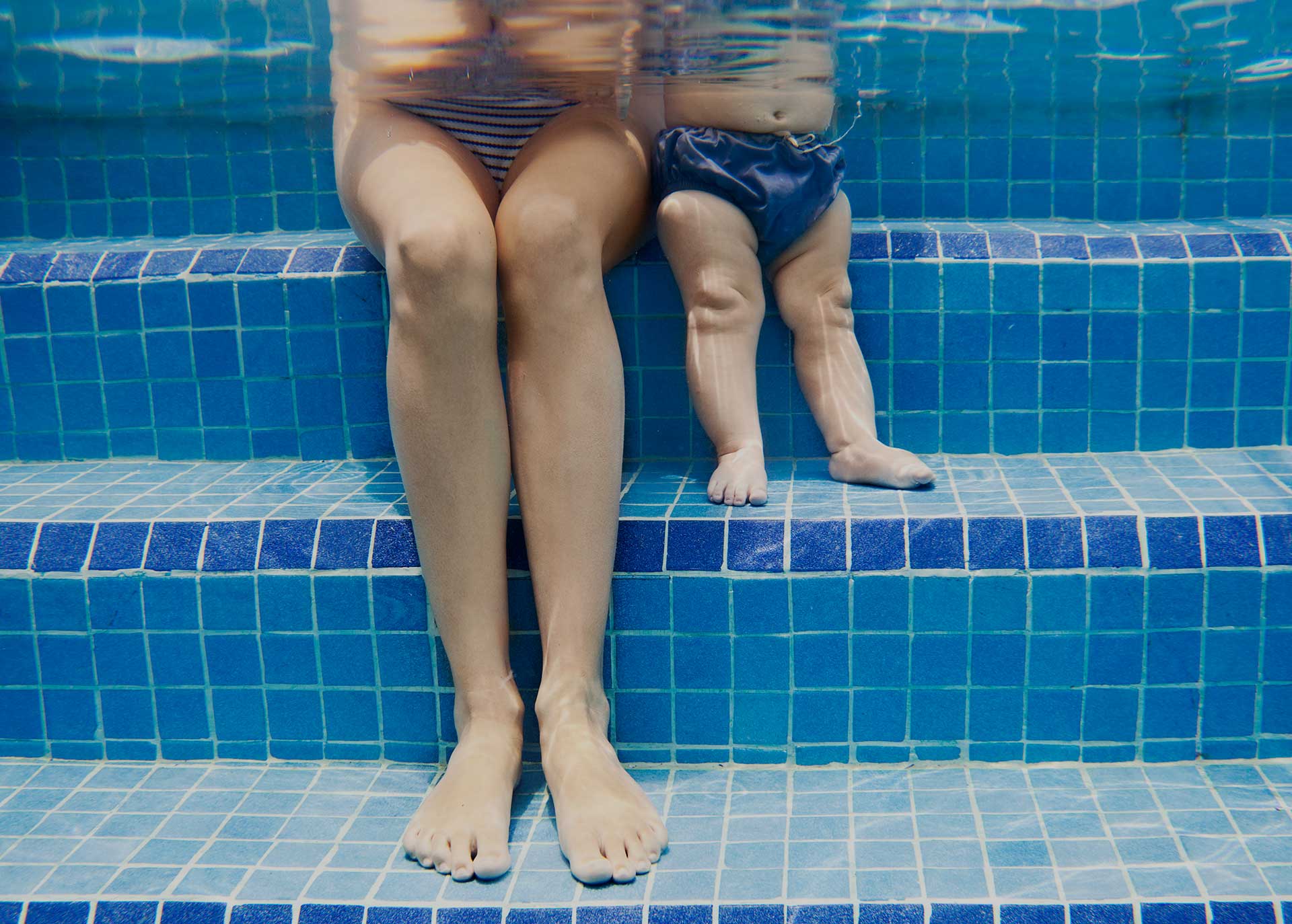 foto piscina acquaticità neonatale